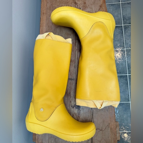 Crocs Rainfloe Boot - Yellow - Picture 9 of 9